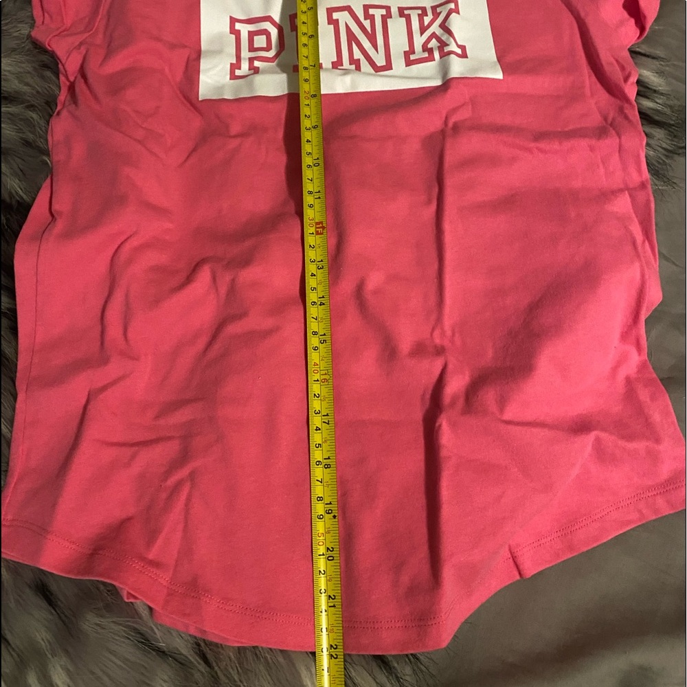 🔥New PINK Brand T-shirt pink medium. Matching large sweatshirt in closet! - Picture 5 of 8